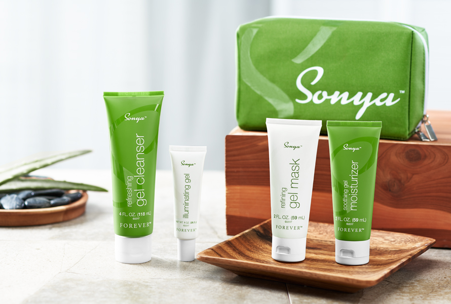 Sonya daily skincare system ger hudvård som passar alla hudtyper, speciellt för kombinationshudens växlande behov. 